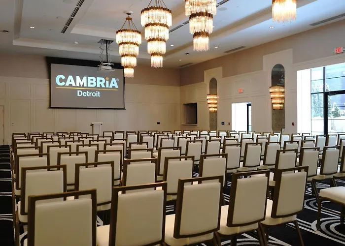 Cambria Hotel Detroit Downtown